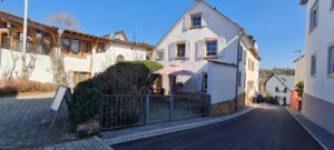 Straßenansicht