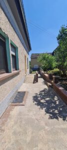 Terrasse vor dem Haus