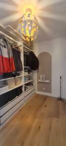 begehbarer Kleiderschrank
